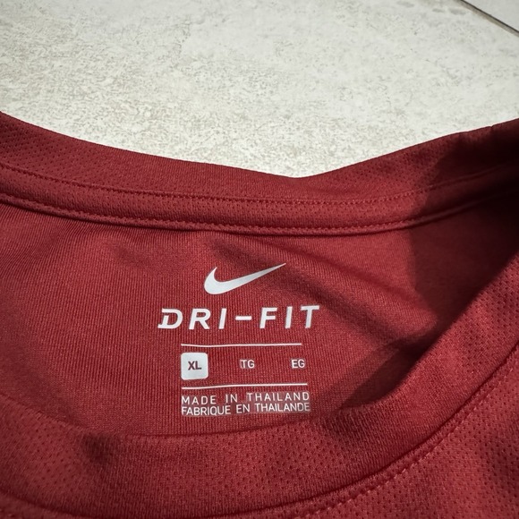 Alabama Crimson Tide Shirt Mens XL Nike Red Center Swoosh On Field DriFit Gym - Picture 2 of 10